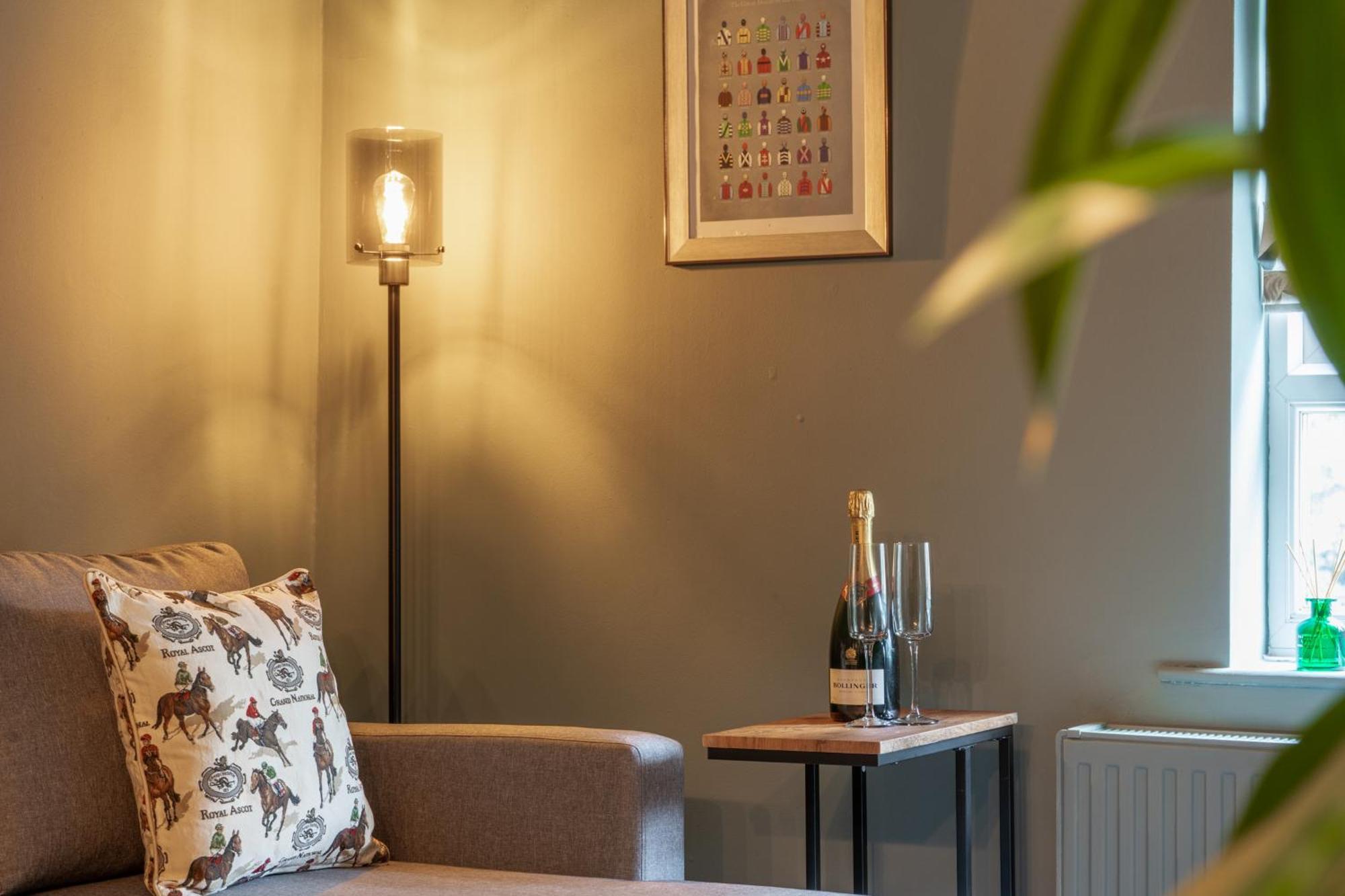 The Saddlers Apartman York Kültér fotó